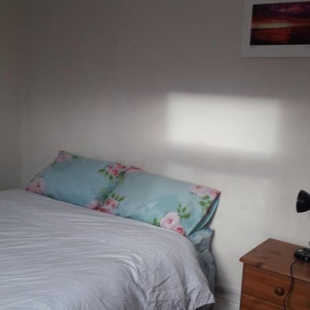 Spectrum Guest House Манчестър Екстериор снимка